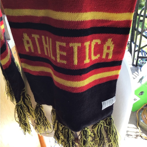 Lululemon Athletica acrylic scarf, wrap, 52 inches long, new, fall winter. - Picture 6 of 6